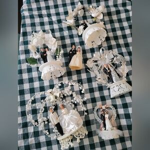 Elegant Wedding Cake Toppers Set - White